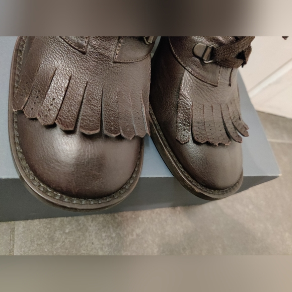 Size 37 D&G dark brown boots - Picture 5 of 7